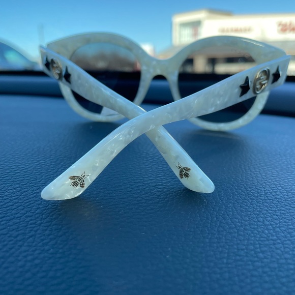 Gucci Sunglasses - Picture 3 of 5
